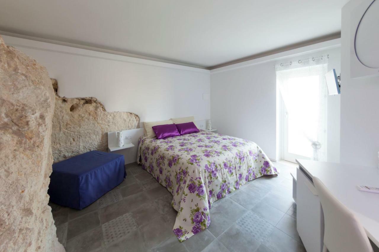 Terrazza Santa Barbara Hotel มาเตรา ภายนอก รูปภาพ