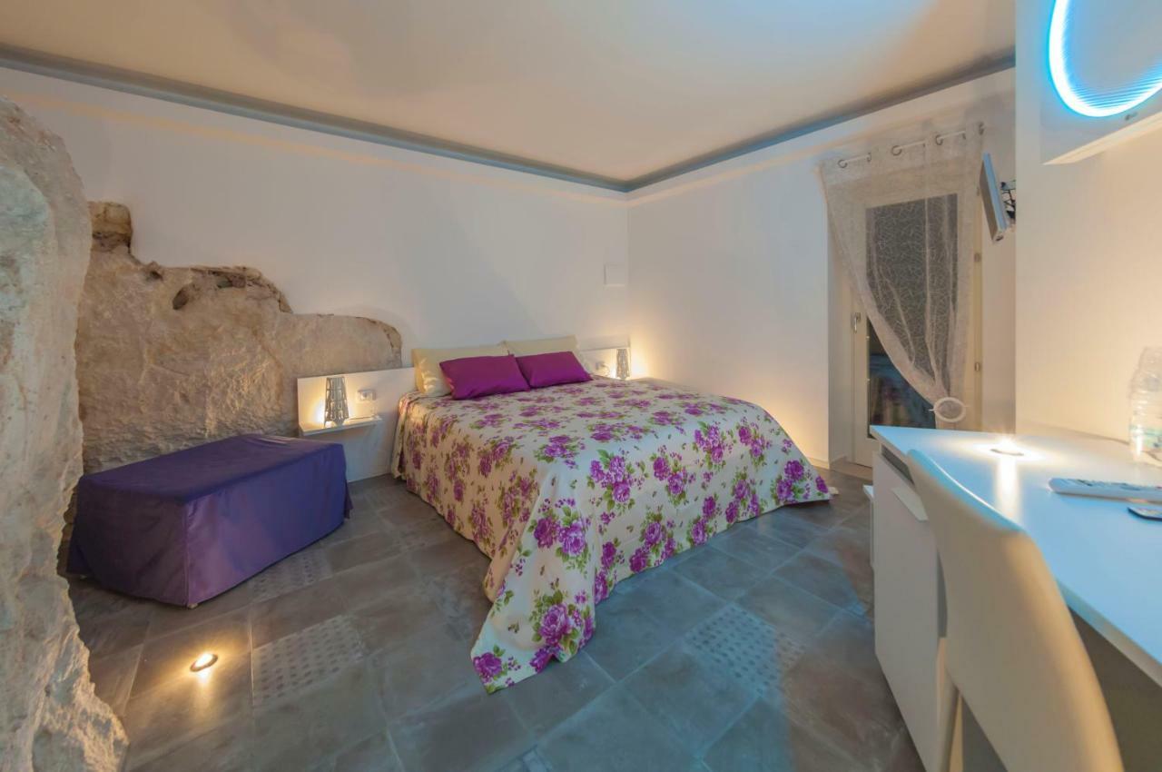 Terrazza Santa Barbara Hotel มาเตรา ภายนอก รูปภาพ